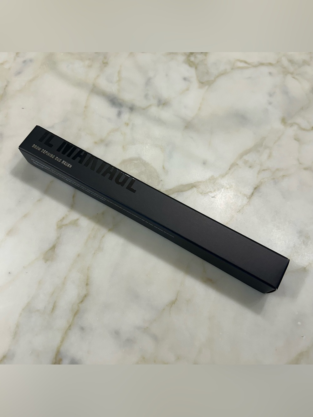 IL Makiage BROW DEFINING DUO BRUSH #204